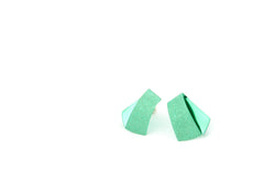 Koi Tiny earrings - Light green